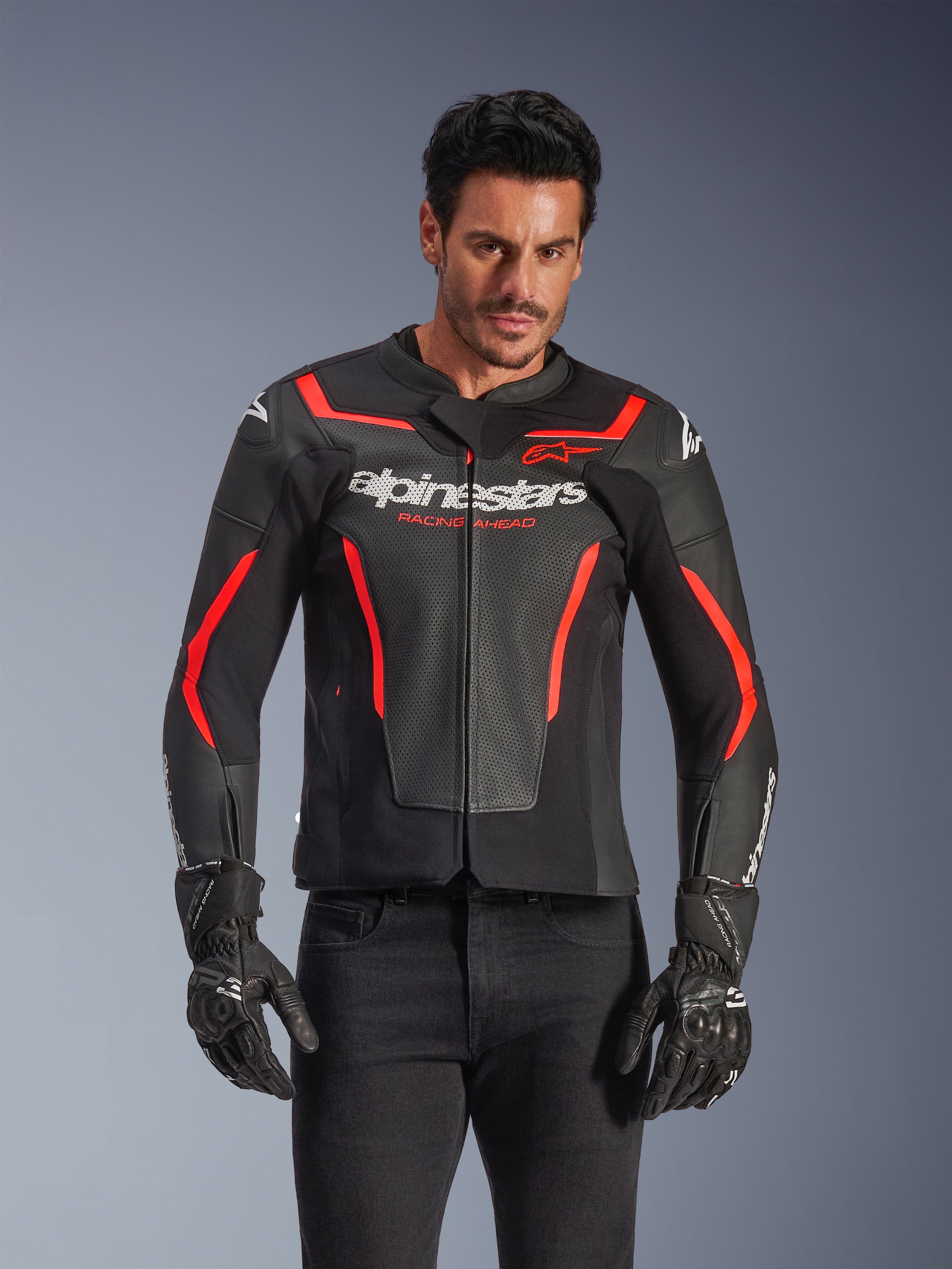 GP FORCE LEATHER JACKET アルパインスターズ　50サイズ GP Force V2 Air - Black Motorcycle Jacket | Alpinestars®