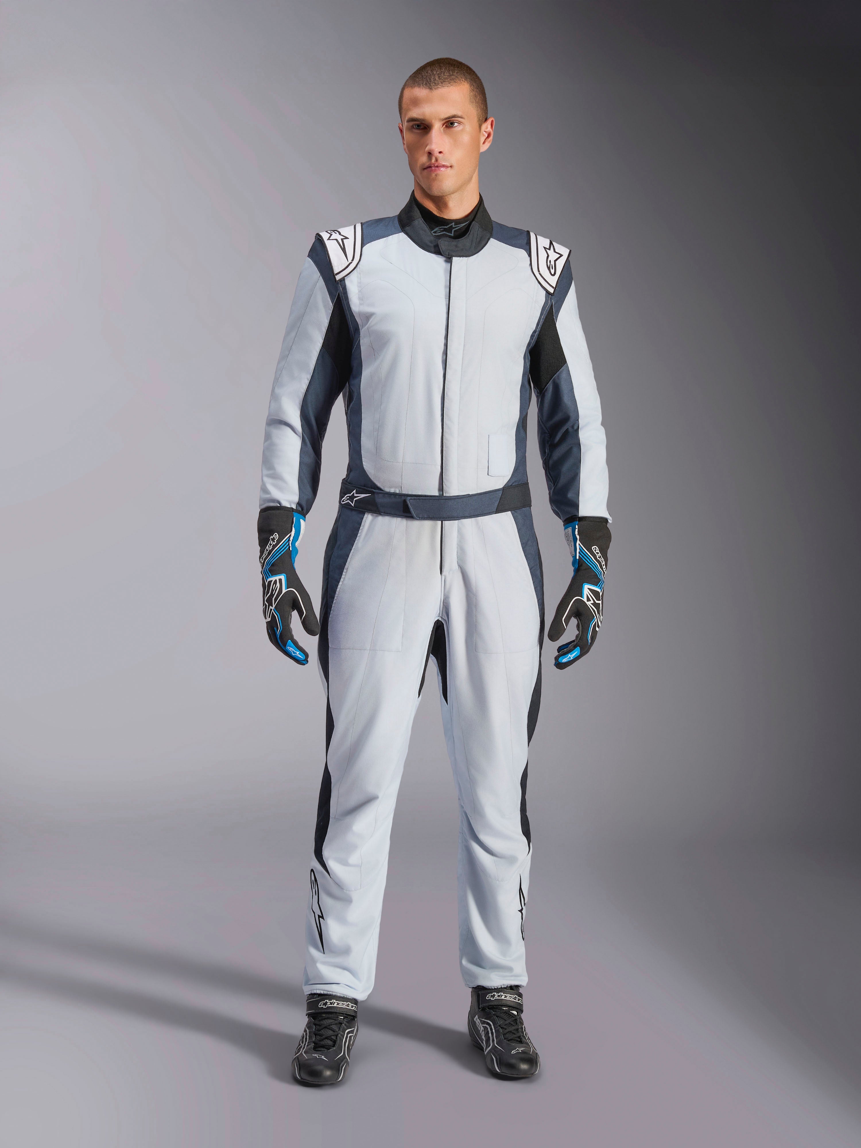 アクセサリー GruppeM nylon racing suit GP Pro Comp V2 FIA - Gray Auto Suit | Alpinestars®