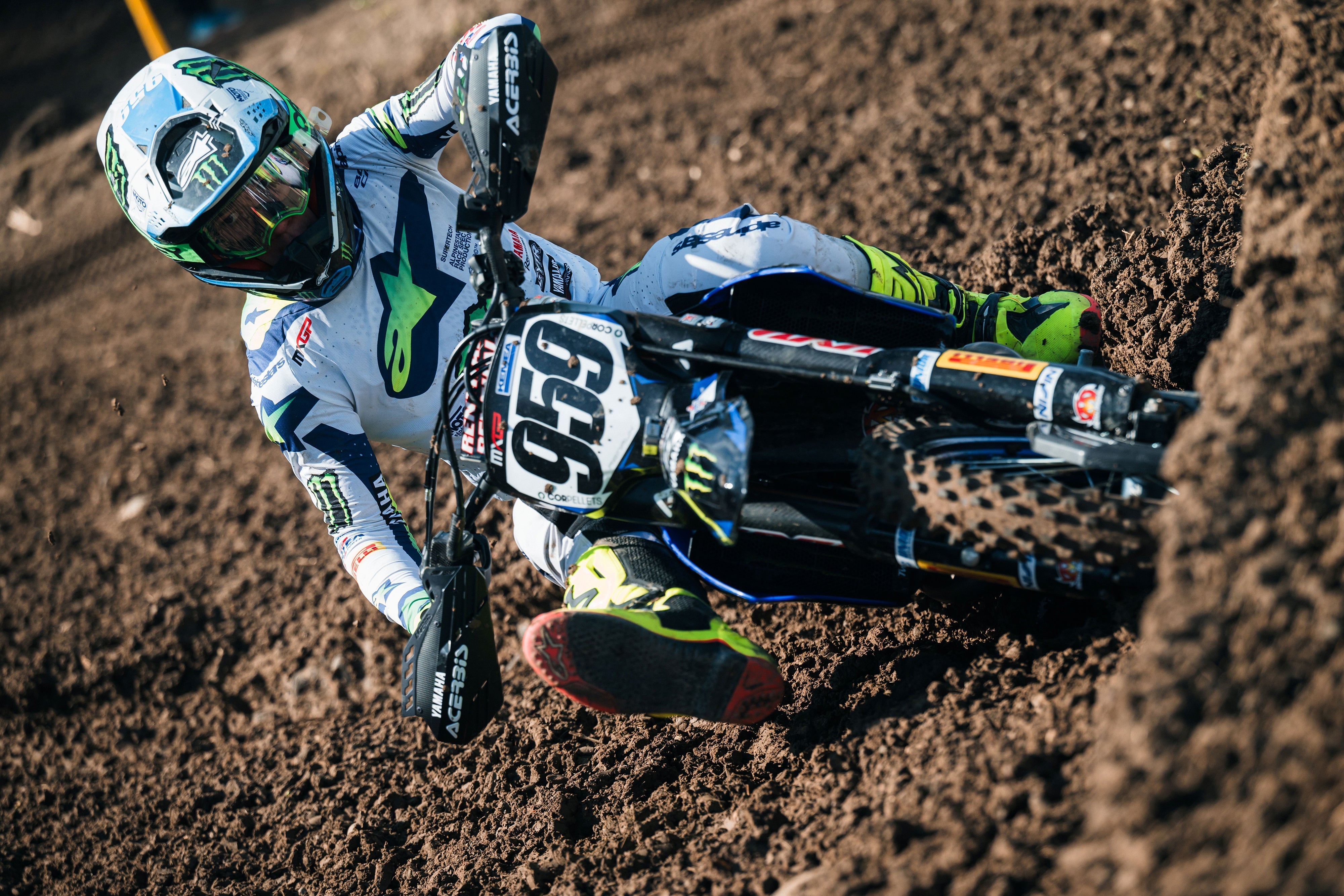 HARD-CHARGING MAXIME RENAUX EDGES TIM GASJER IN MXGP THRILLER IN SWITZERLAND