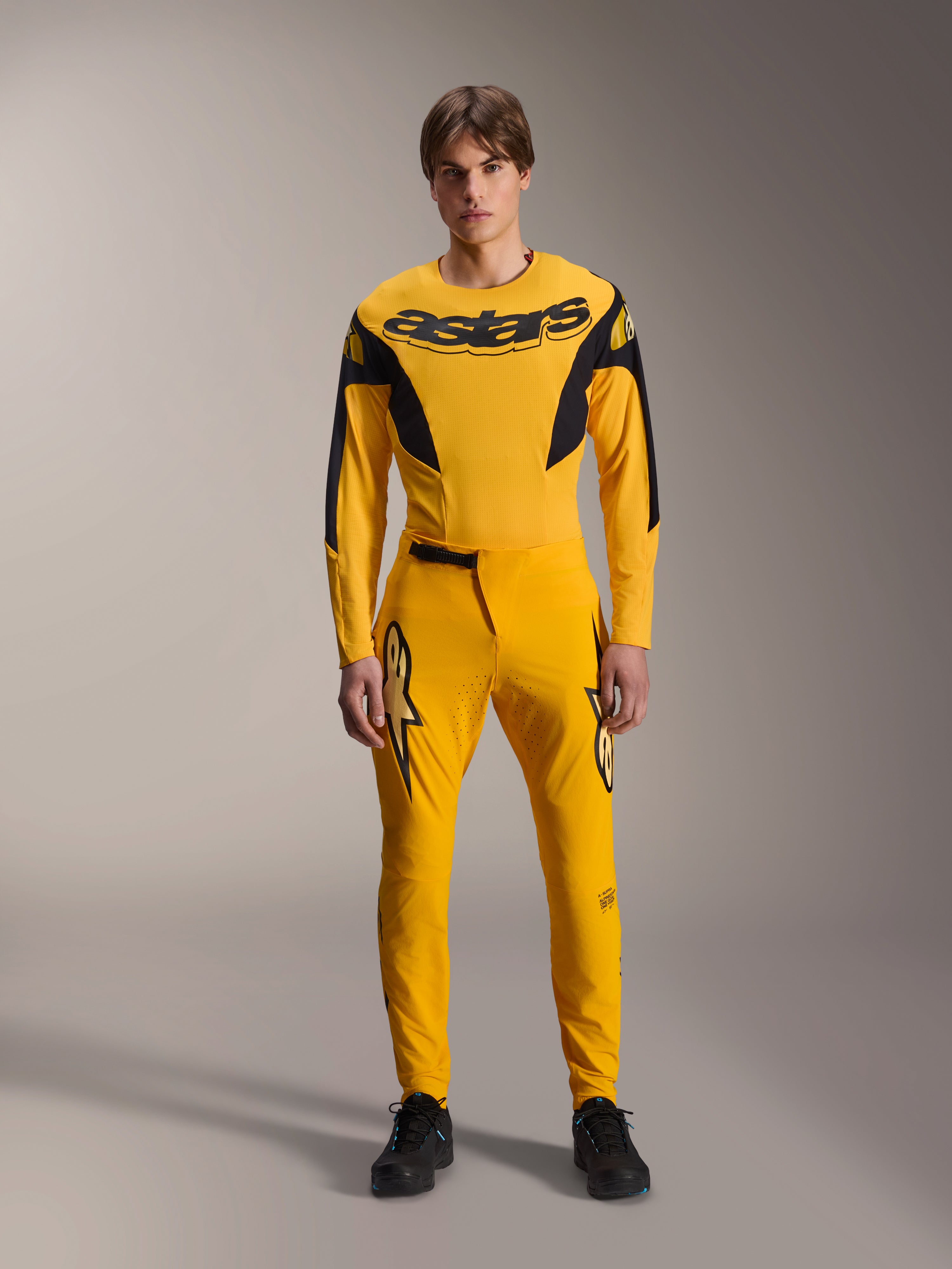 F.C.RealBristolSOPH.ウォームアップパンツブラックイエローL A-Supra Melt Gold - Yellow Cycling Pant | Alpinestars®
