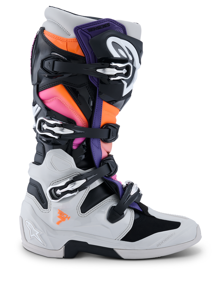 Tech 7 Boots