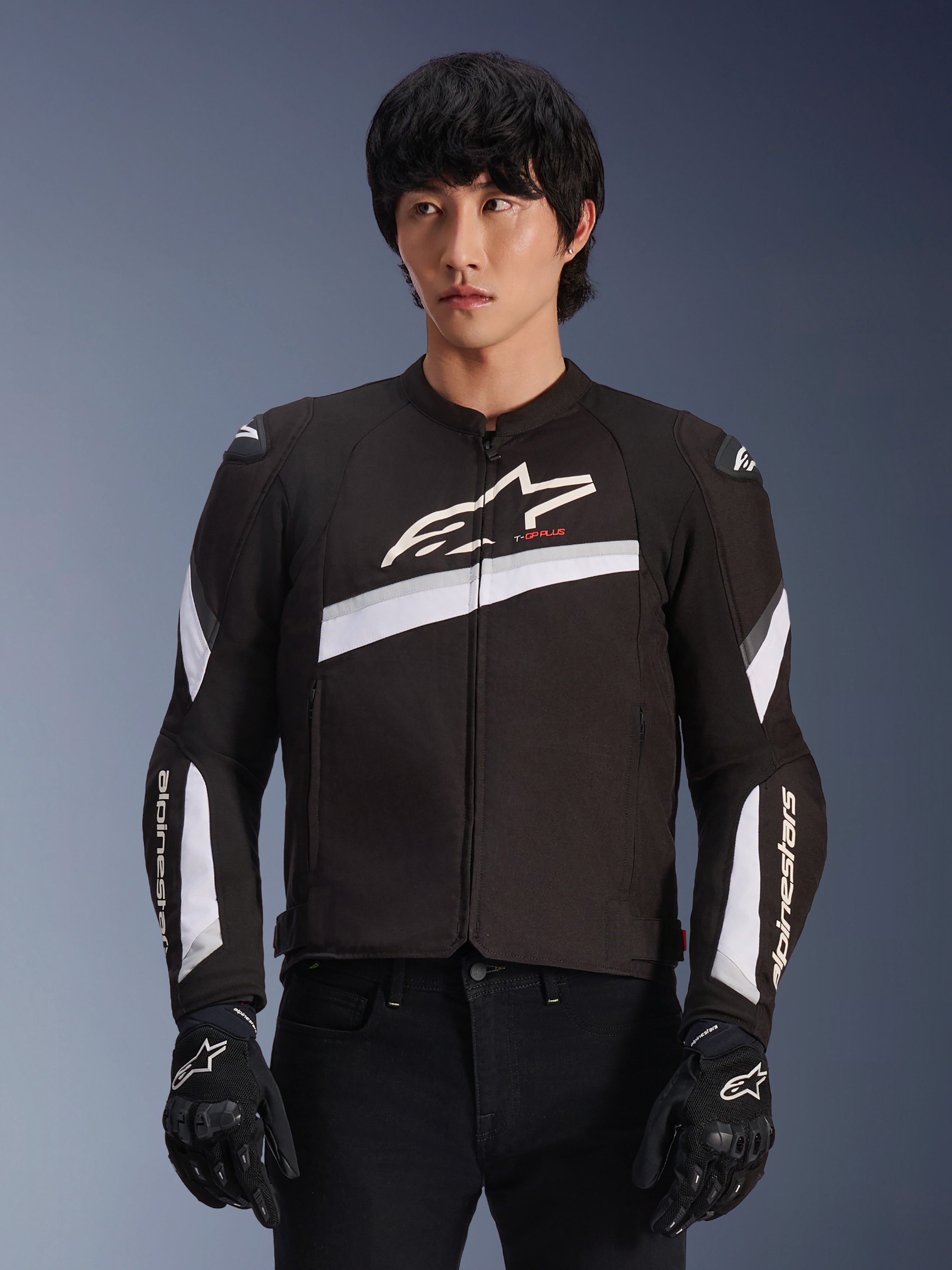 Alpinestars(アルパインスターズ) T-GP PLUS R ジャケット T-GP Plus R V4 - Black Motorcycle Jacket | Alpinestars®