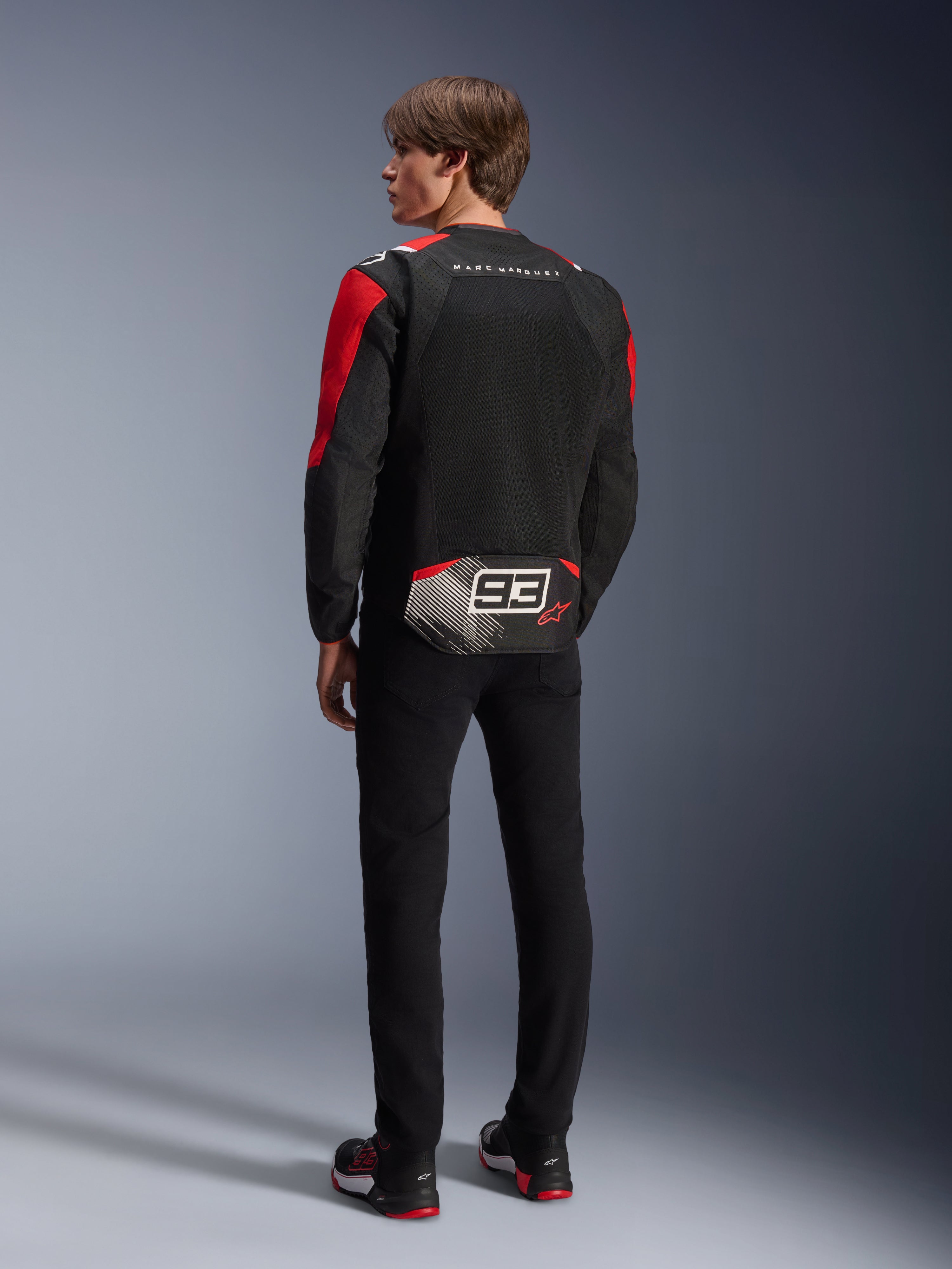 maa① MM93 T-SPS Air V2 - Black Motorcycle Jacket | Alpinestars®