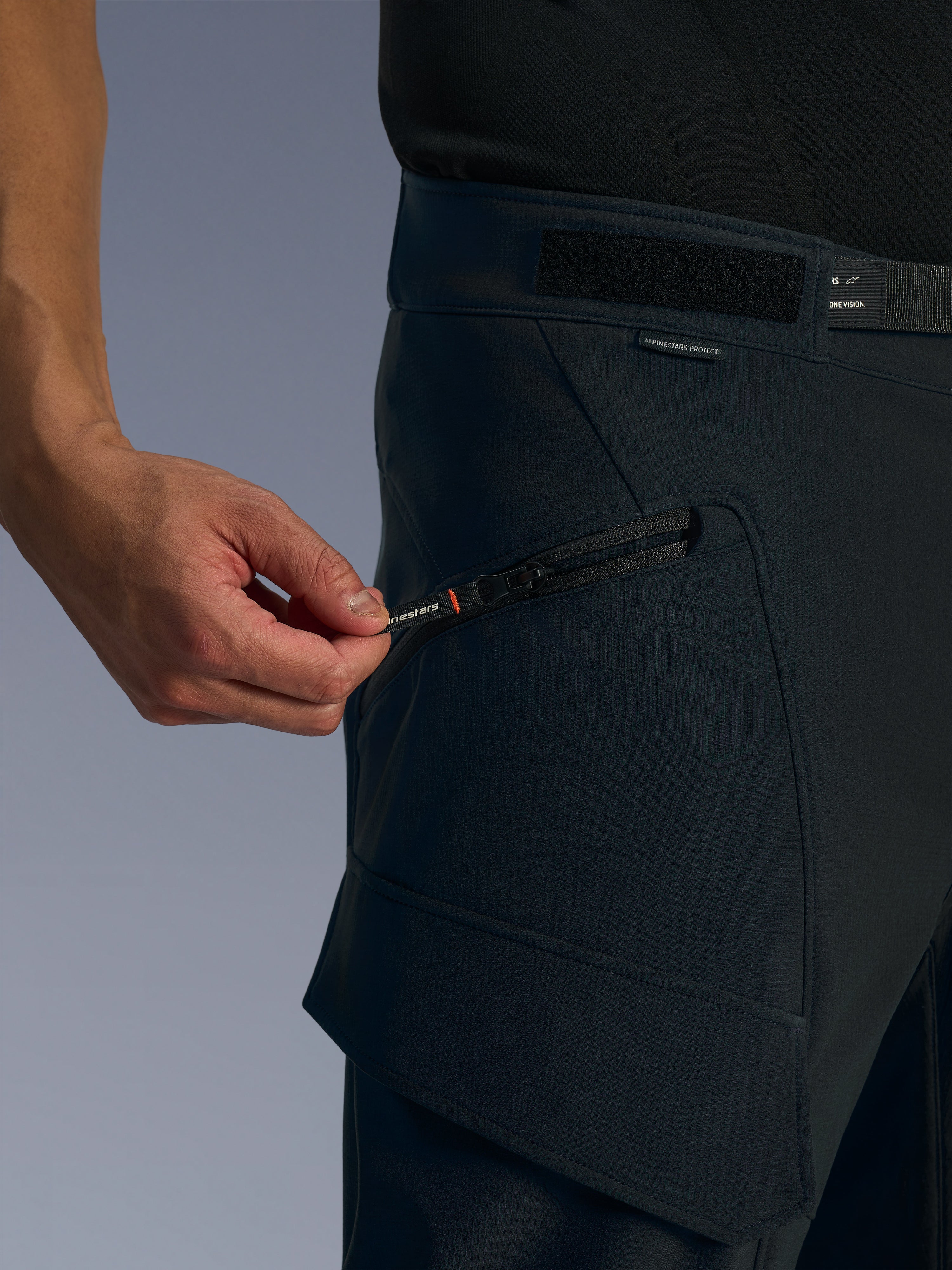 Juggernaut V2 Riding - Black Motorcycle Pants | Alpinestars®