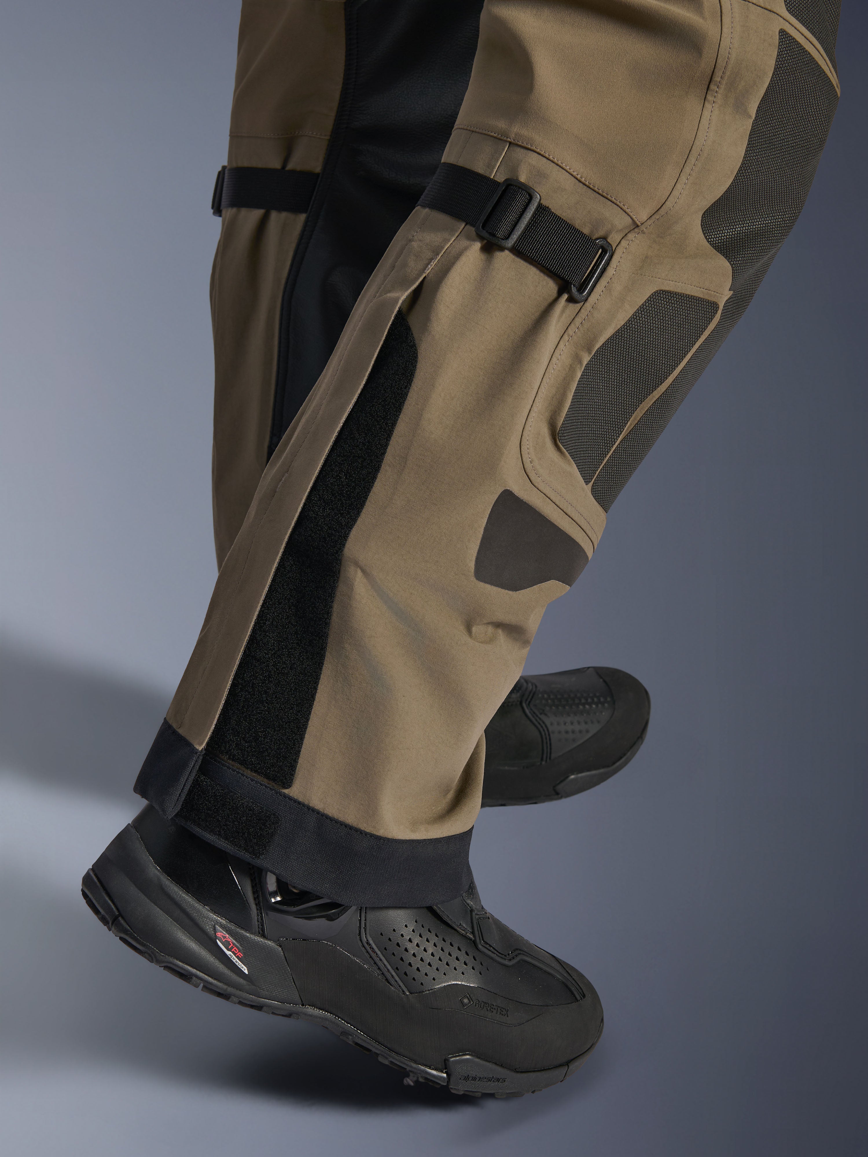 Nazca 3L GORE-TEX PRO - Black Motorcycle Pants | Alpinestars®