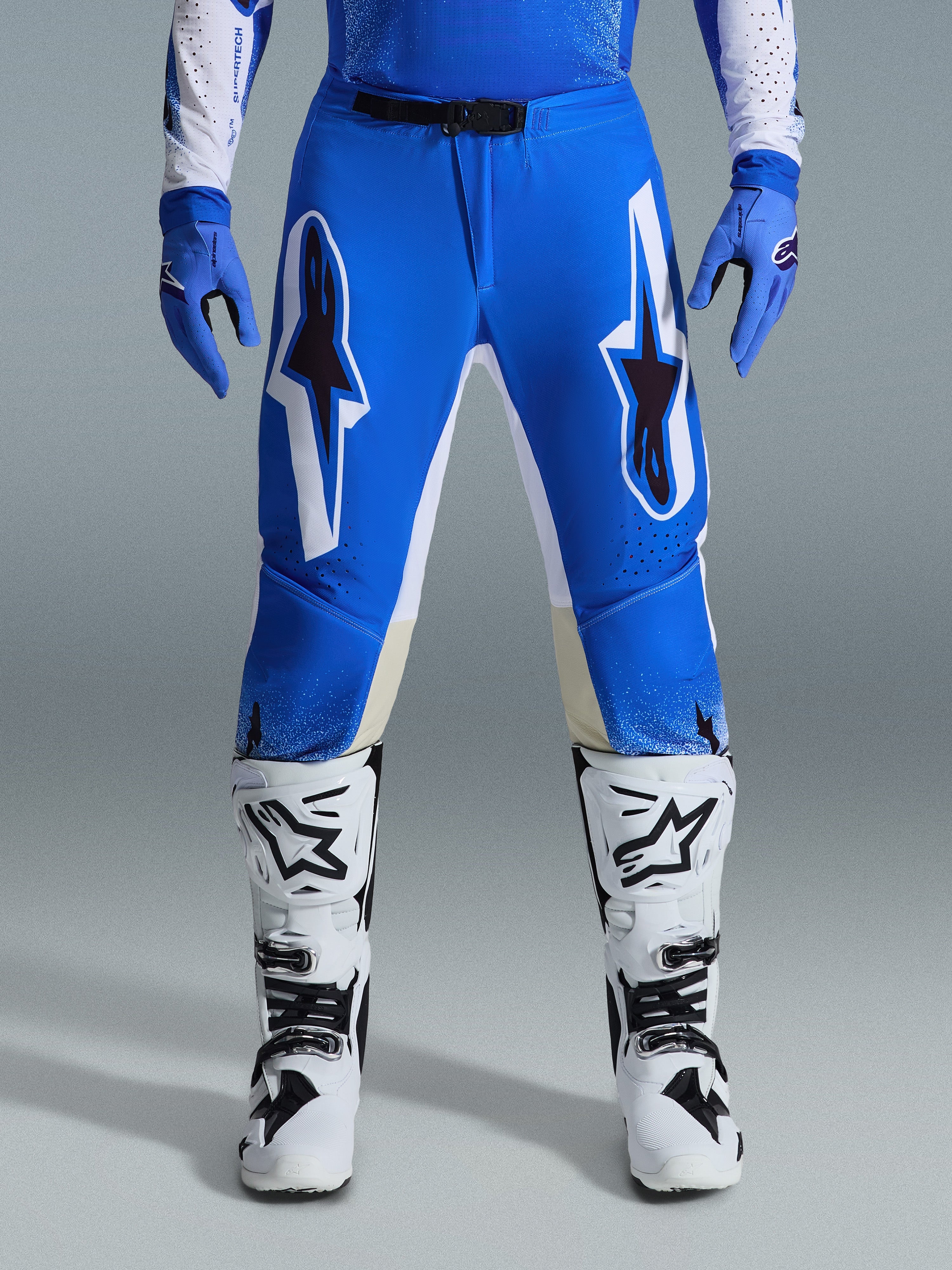 2026 Supertech Scenz - MX Gear Set | Alpinestars®