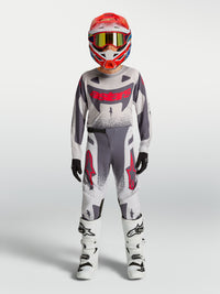 2027 Youth Supertech Swan Gear Set