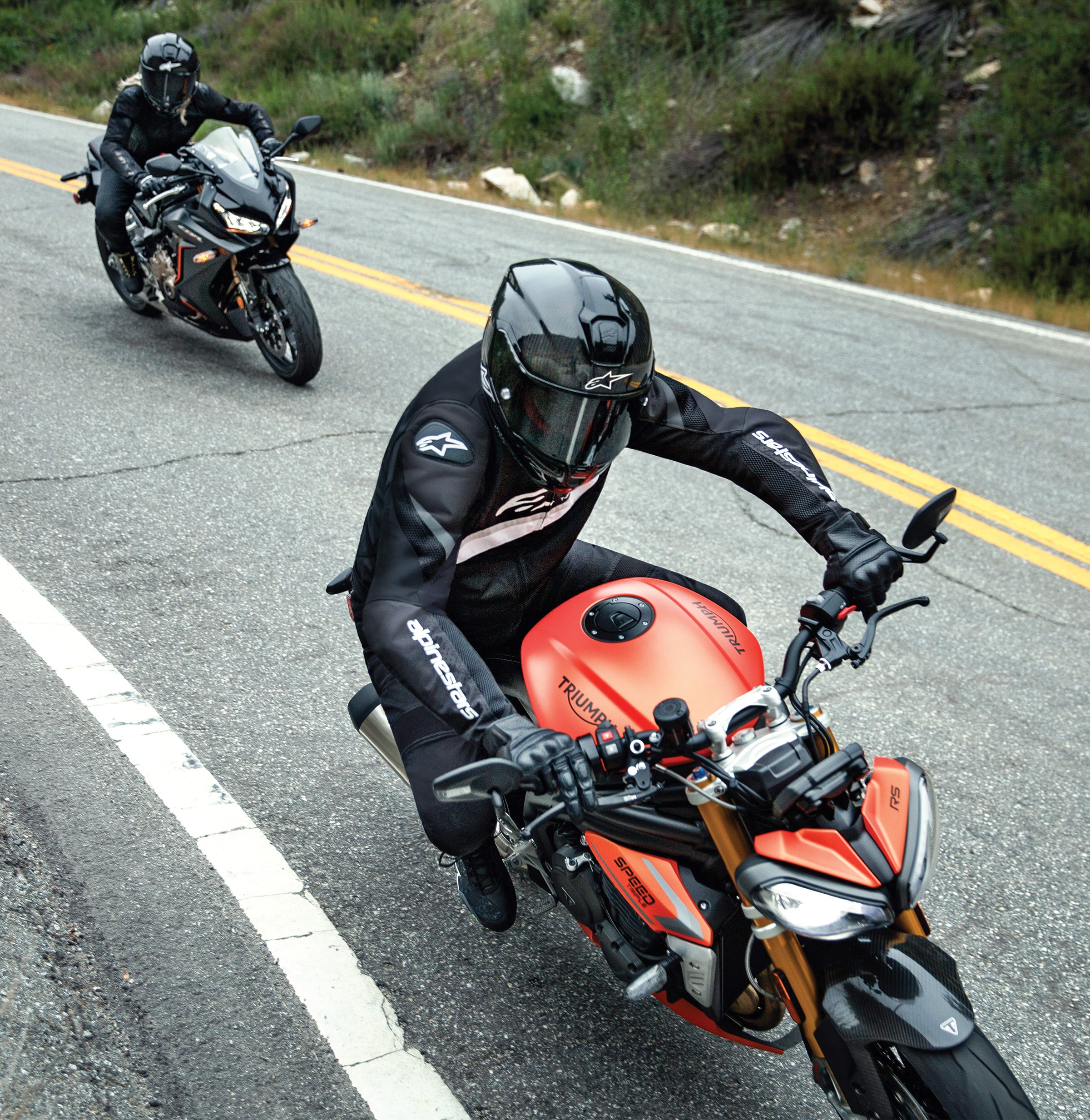 T-GP Plus R V4 Airflow - Black Motorcycle Jacket | Alpinestars®