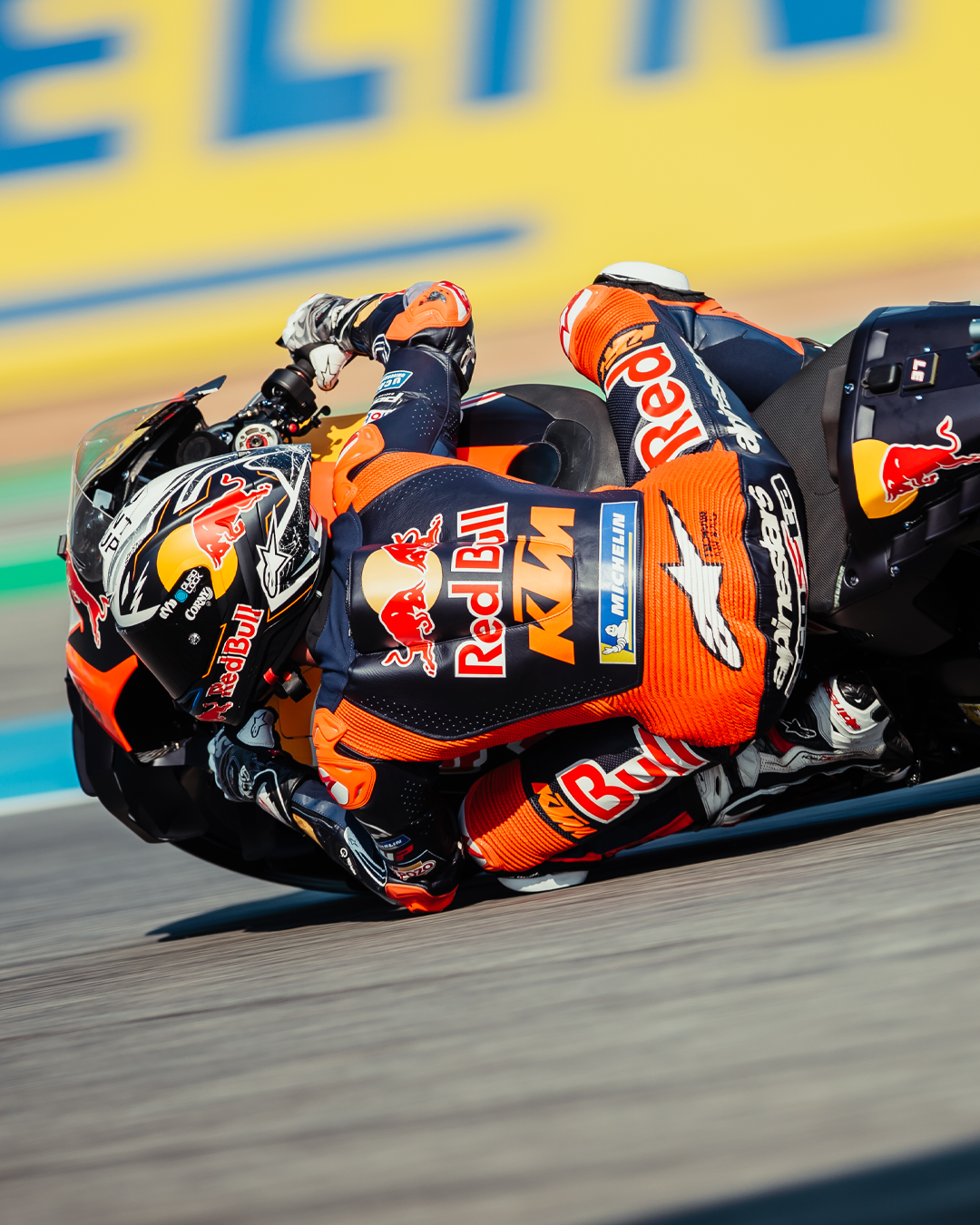 Pedro Acosta racing