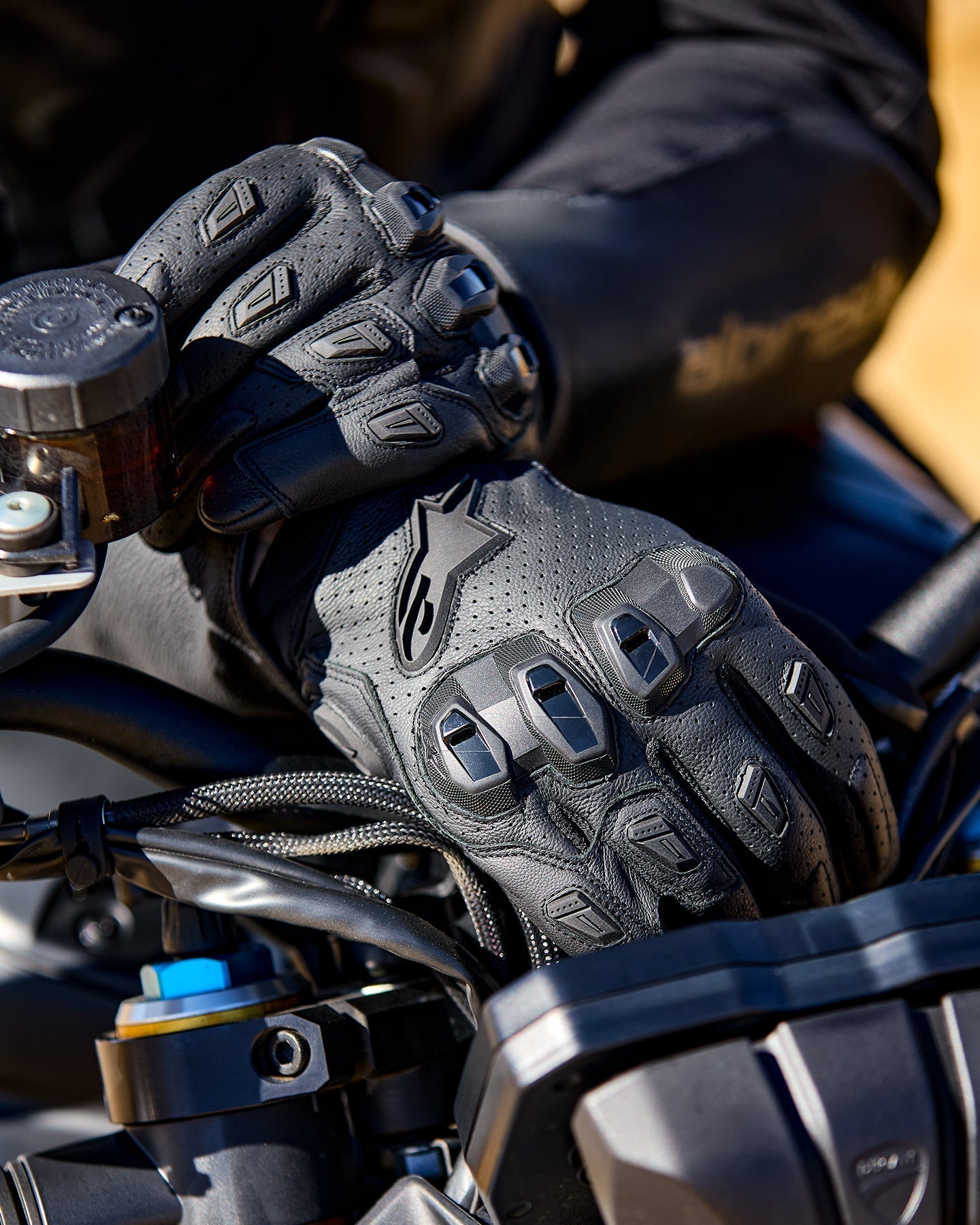 即発送　sound sports glove beams SP X 7 - Black Motorcycle Gloves | Alpinestars®
